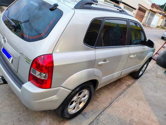 HYUNDAI TUCSON 2.0 MPFI GLS 16V 143CV 2WD FLEX 4P AUTOMÁTICO